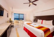 CROWN PARADISE CLUB CANCUN