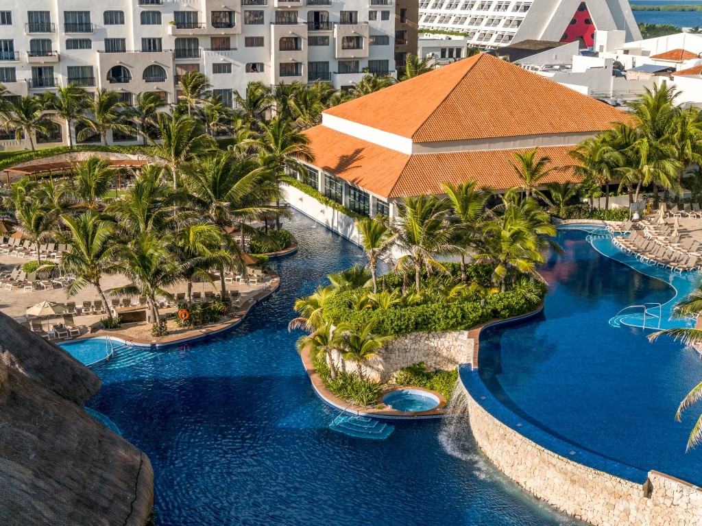 FIESTA AMERICANA CONDESA CANCUN ALL INCLUSIVE