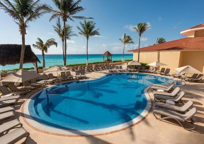 GR SOLARIS CANCUN