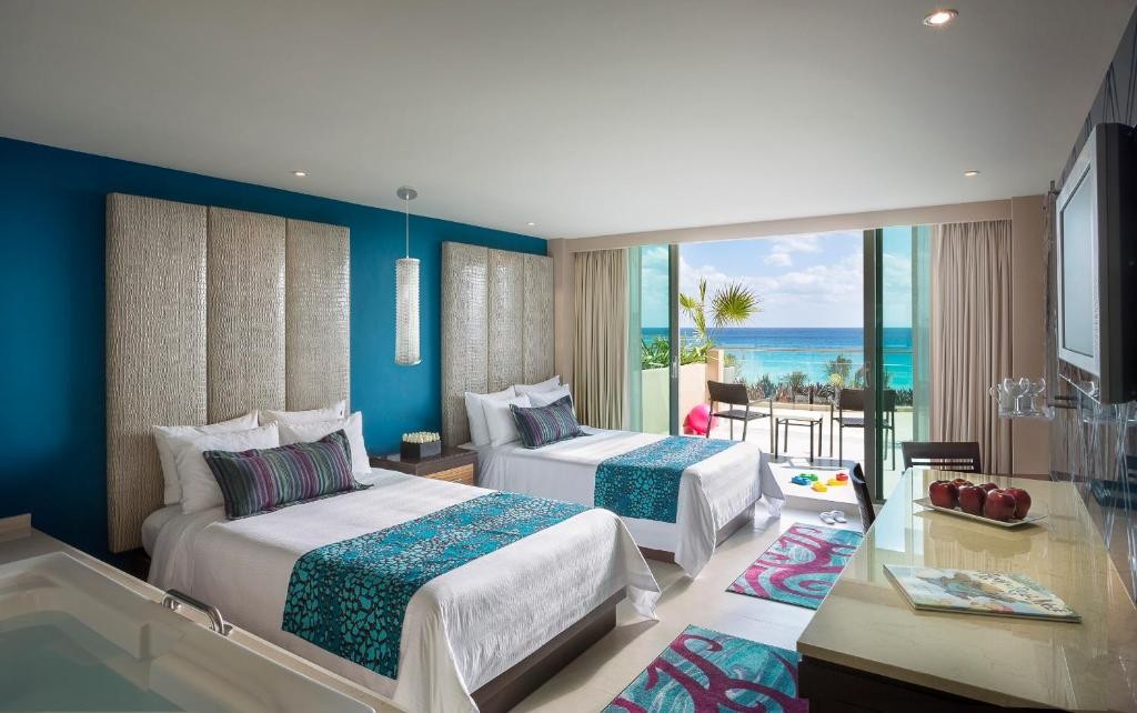 HARD ROCK HOTEL CANCUN