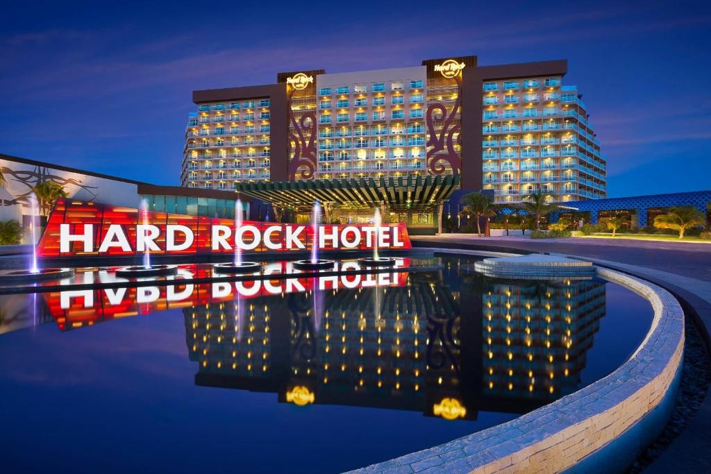 HARD ROCK HOTEL CANCUN