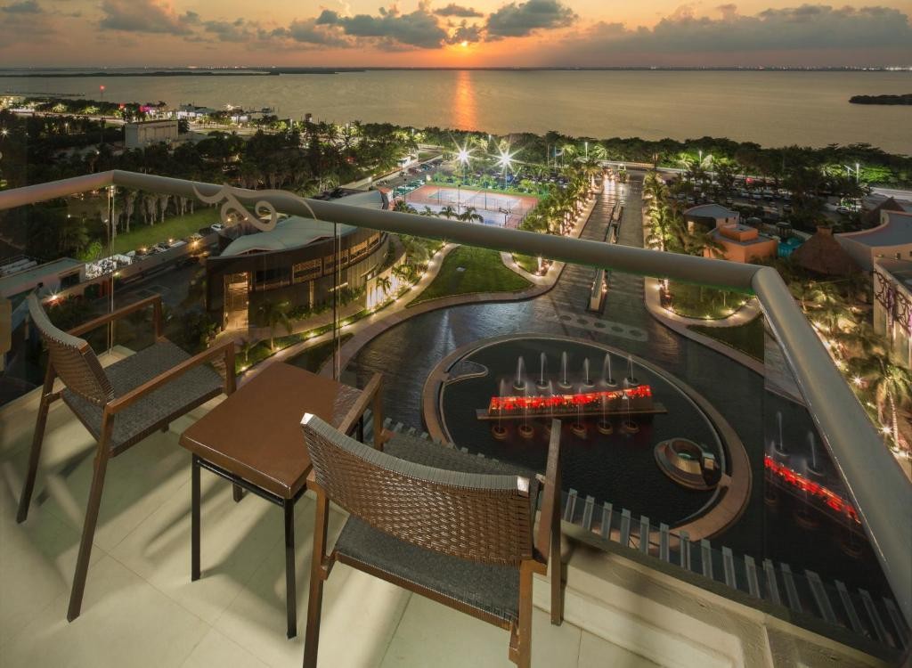 HARD ROCK HOTEL CANCUN