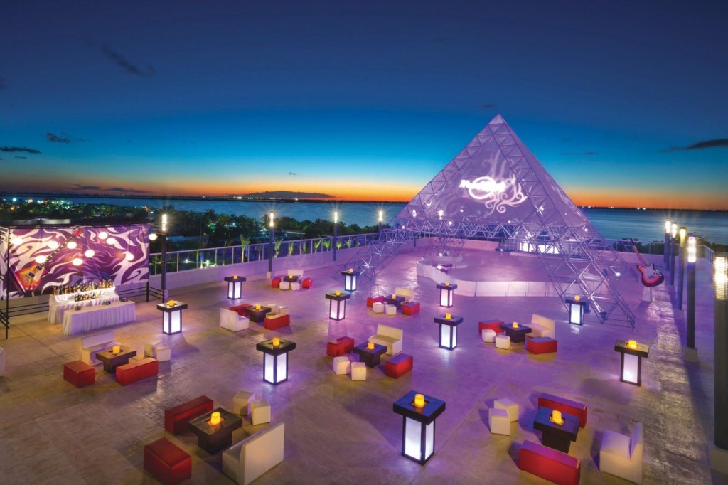 HARD ROCK HOTEL CANCUN