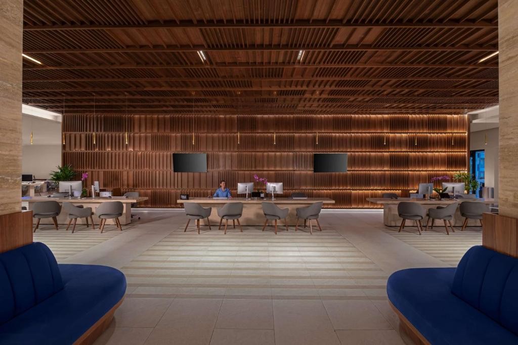 HILTON CANCUN MAR CARIBE ALL-INCLUSIVE RESORT