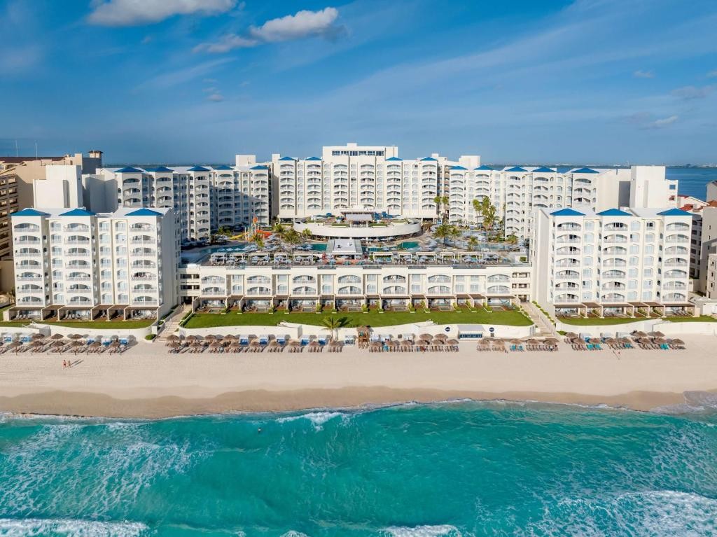 HILTON CANCUN MAR CARIBE ALL-INCLUSIVE RESORT