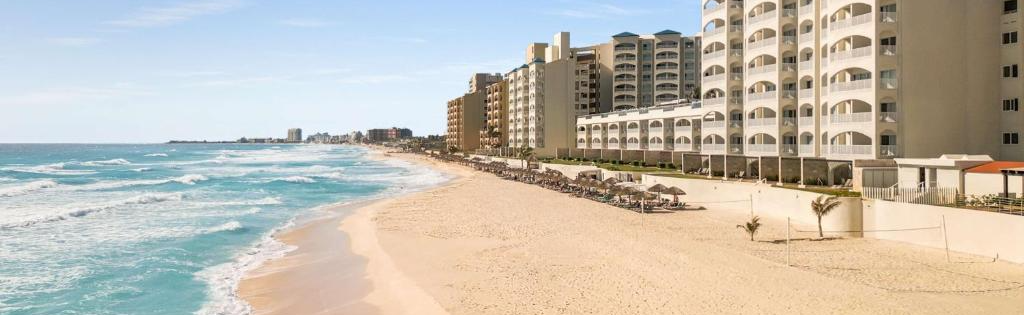 HILTON CANCUN MAR CARIBE ALL-INCLUSIVE RESORT