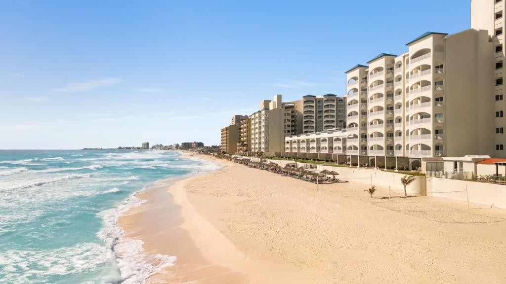 HILTON CANCUN MAR CARIBE ALL-INCLUSIVE RESORT