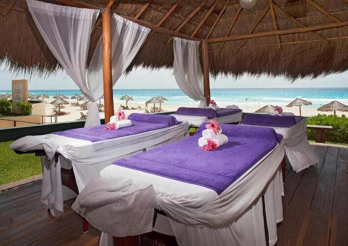 HOTEL EMPORIO CANCUN WITH OPTIONAL ALL INCLUSIVE