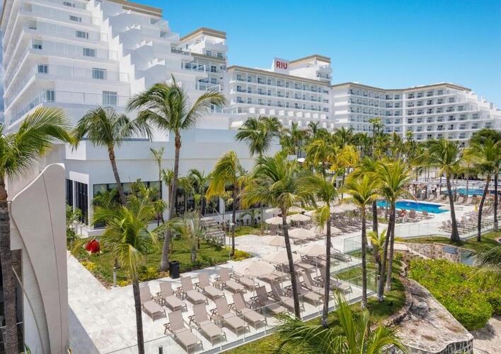 HOTEL RIU CARIBE