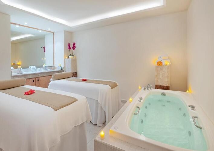 ROYAL SOLARIS CANCUN