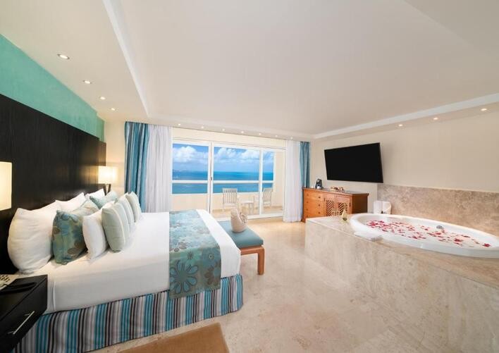 THE SENS CANCUN BY OASIS