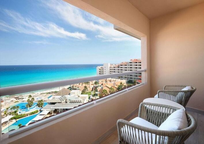 WYNDHAM GRAND CANCUN ALL INCLUSIVE RESORT & VILLAS