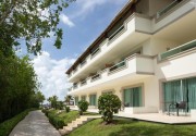 BLUEBAY GRAND ESMERALDA
