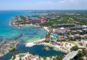 CATALONIA YUCATAN BEACH