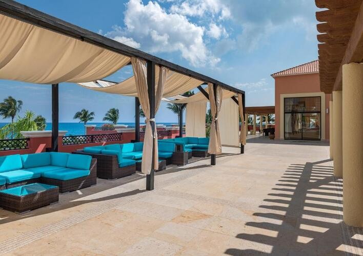 EL BESO ADULTS ONLY AT OCEAN CORAL & TURQUESA ALL INCLUSIVE