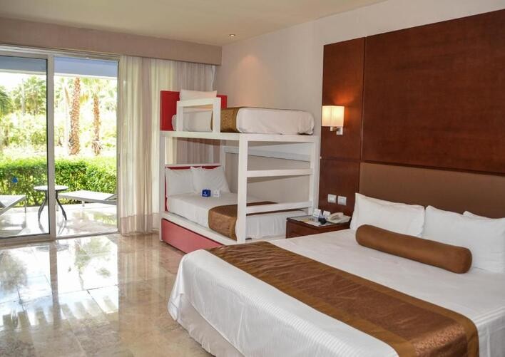 GRAND RIVIERA PRINCESS