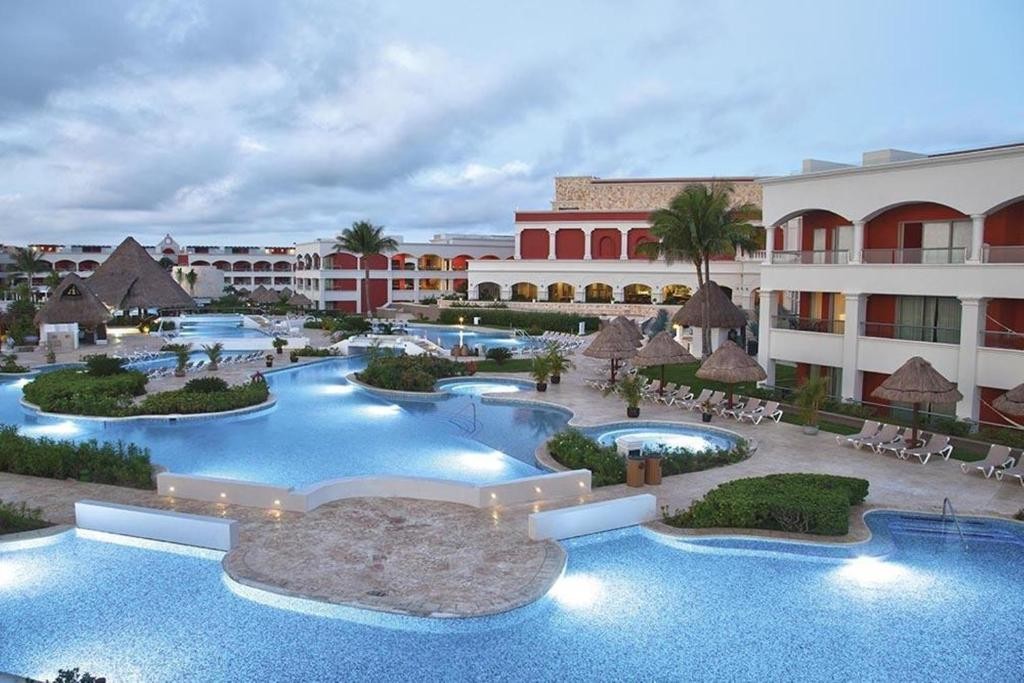HARD ROCK HOTEL RIVIERA MAYA - HACIENDA AND HEAVEN