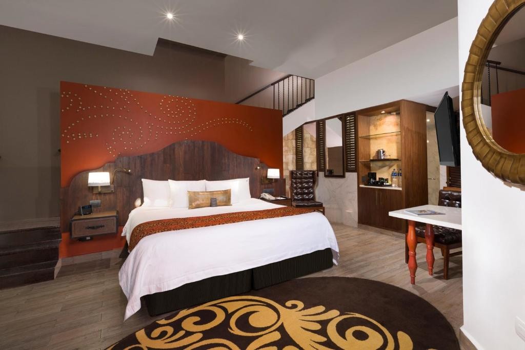 HARD ROCK HOTEL RIVIERA MAYA - HACIENDA AND HEAVEN