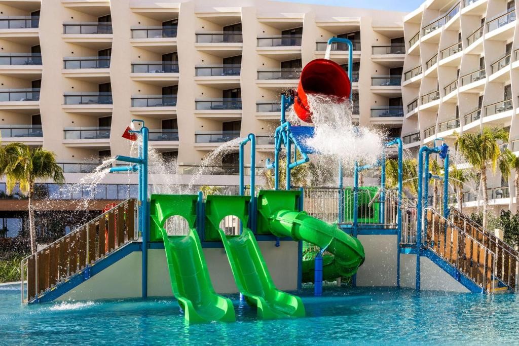 HILTON CANCUN, AN ALL-INCLUSIVE RESORT