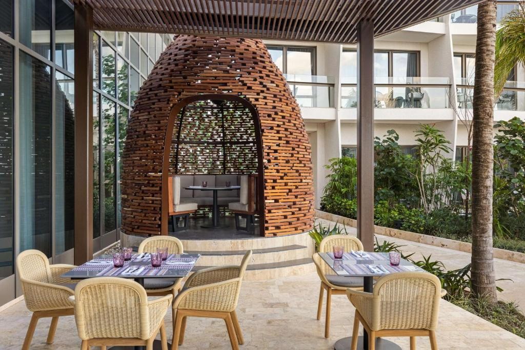 HILTON CANCUN, AN ALL-INCLUSIVE RESORT