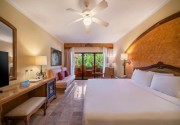 IBEROSTAR WAVES PARAISO BEACH