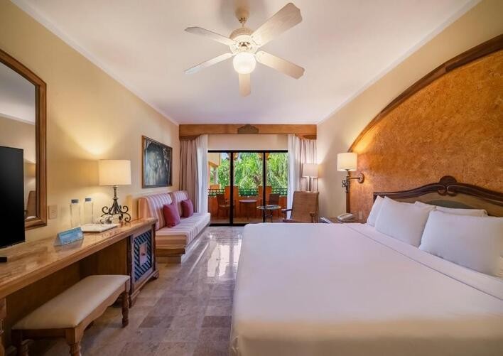 IBEROSTAR WAVES PARAISO BEACH
