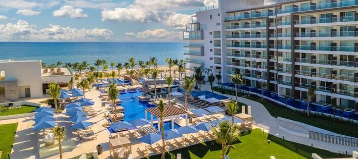 ROYALTON SPLASH RIVIERA CANCUN