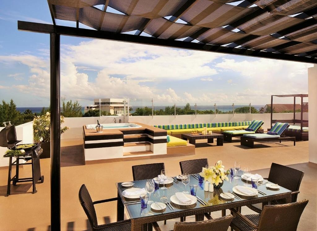 THE FIVES BEACH HOTEL - A LA CARTE ALL INCLUSIVE