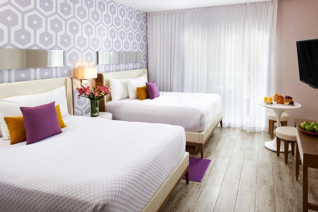 THE FIVES BEACH HOTEL - A LA CARTE ALL INCLUSIVE