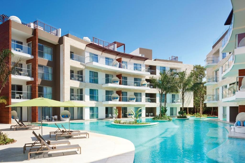 THE FIVES BEACH HOTEL - A LA CARTE ALL INCLUSIVE