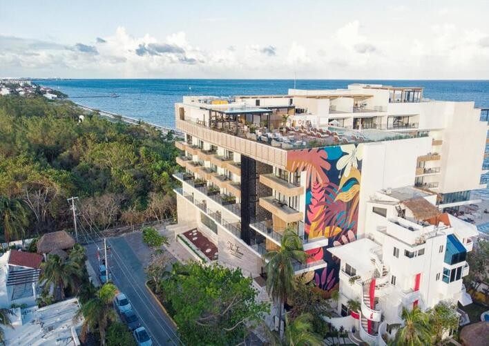 THE FIVES OCEANFRONT PUERTO MORELOS