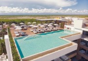 THE FIVES OCEANFRONT PUERTO MORELOS