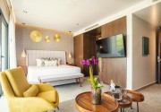THE FIVES OCEANFRONT PUERTO MORELOS