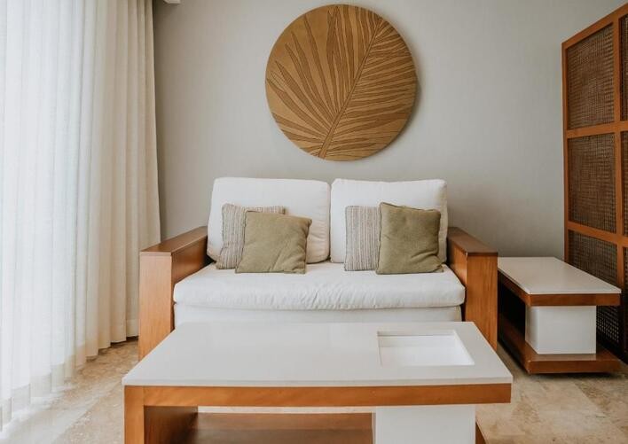 THE REEF 28 ADULTS ONLY - ALL SUITES & SPA OPTIONAL ALL-INCLUSIVE