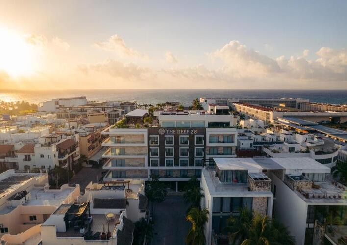 THE REEF 28 ADULTS ONLY - ALL SUITES & SPA OPTIONAL ALL-INCLUSIVE