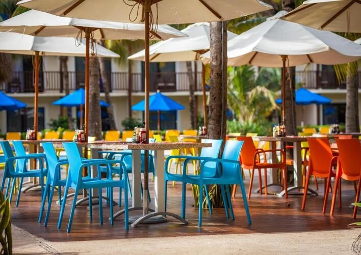 THE REEF COCO BEACH RESORT & SPA