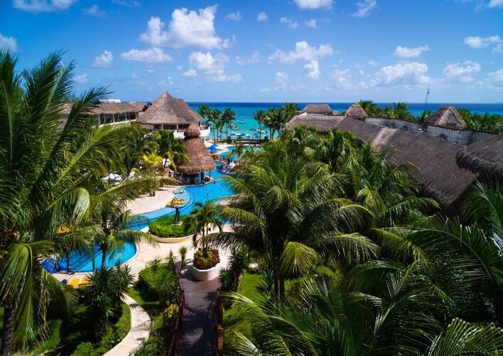 THE REEF COCO BEACH RESORT & SPA