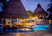 THE REEF PLAYACAR BEACH RESORT & SPA