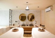 THE REEF PLAYACAR BEACH RESORT & SPA