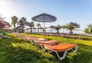SEASIDE BEACH CLUB