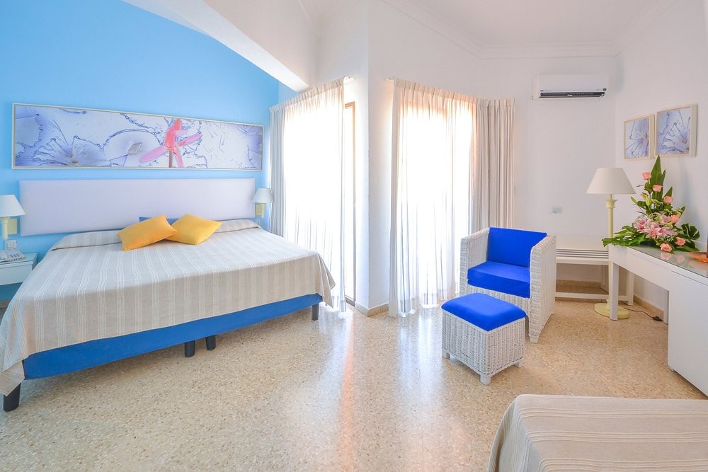 BLAU LAS MORLAS VARADERO BEACH