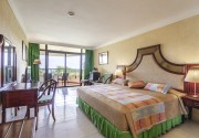 HOTEL LOS CACTUS