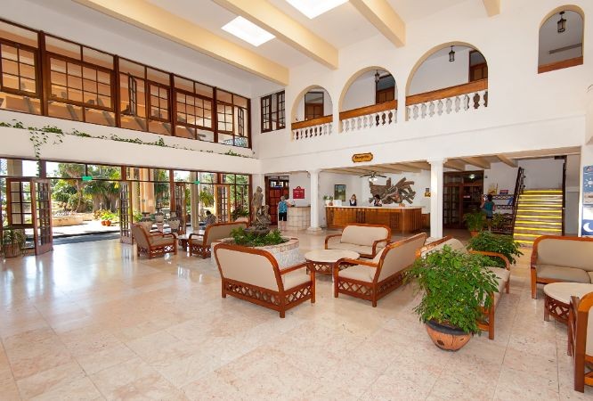 HOTEL LOS CACTUS