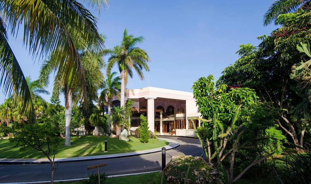 HOTEL LOS CACTUS