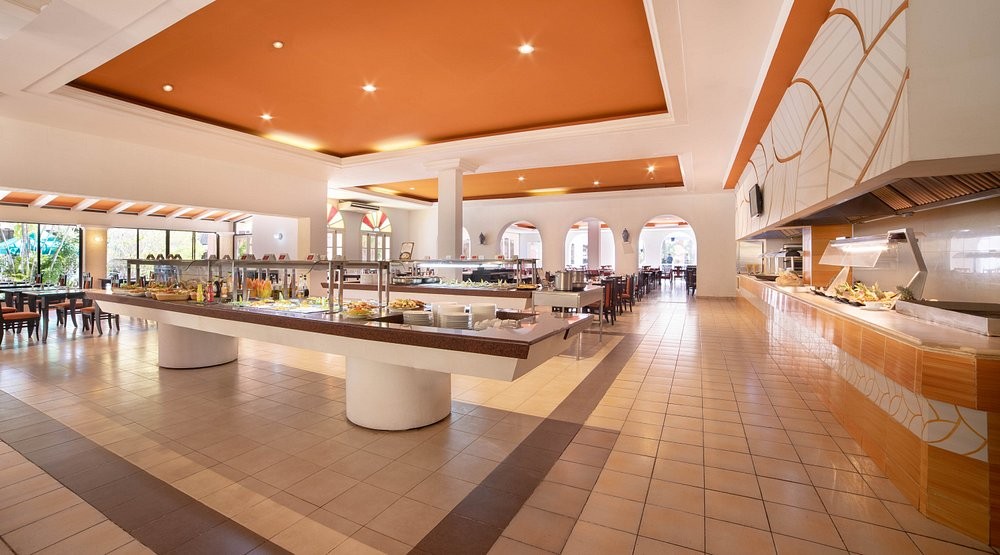 HOTEL ROC BARLOVENTO