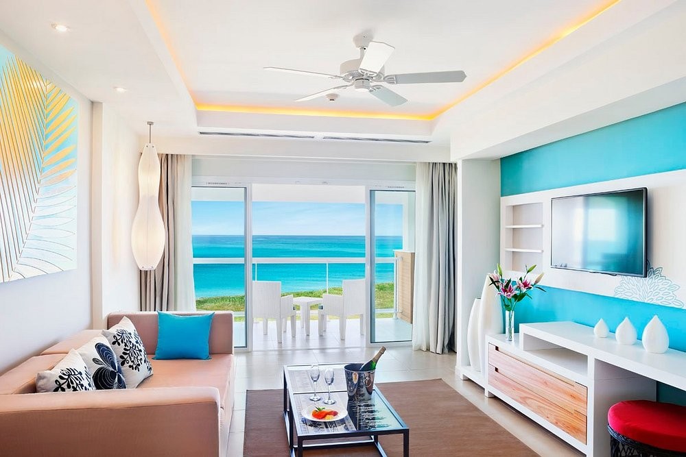 HOTEL PLAYA VISTA AZUL