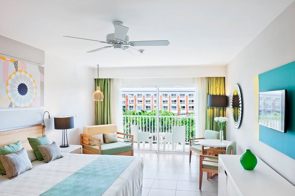 HOTEL PLAYA VISTA AZUL