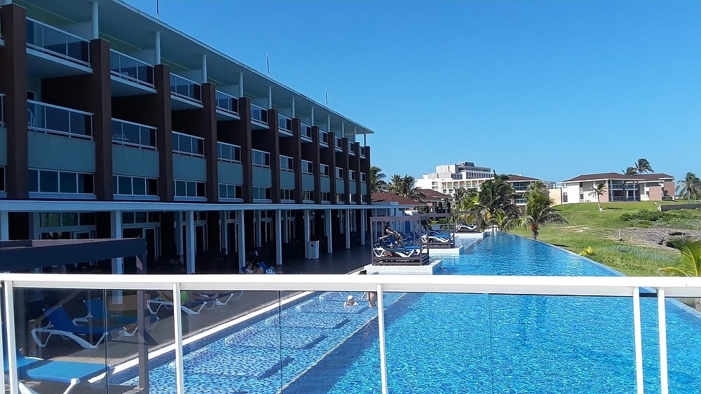 HOTEL PLAYA VISTA AZUL
