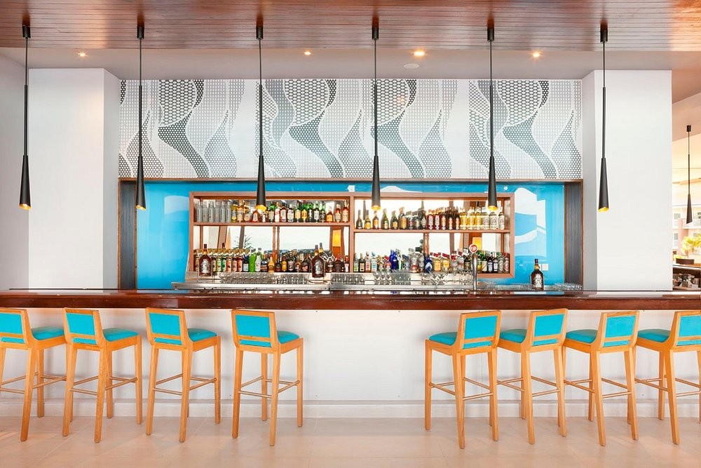 HOTEL PLAYA VISTA AZUL