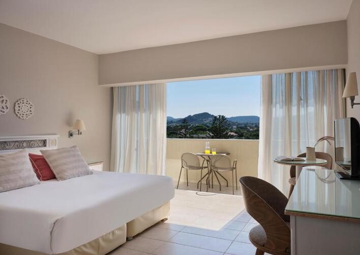 Atlantica Princess Hotel